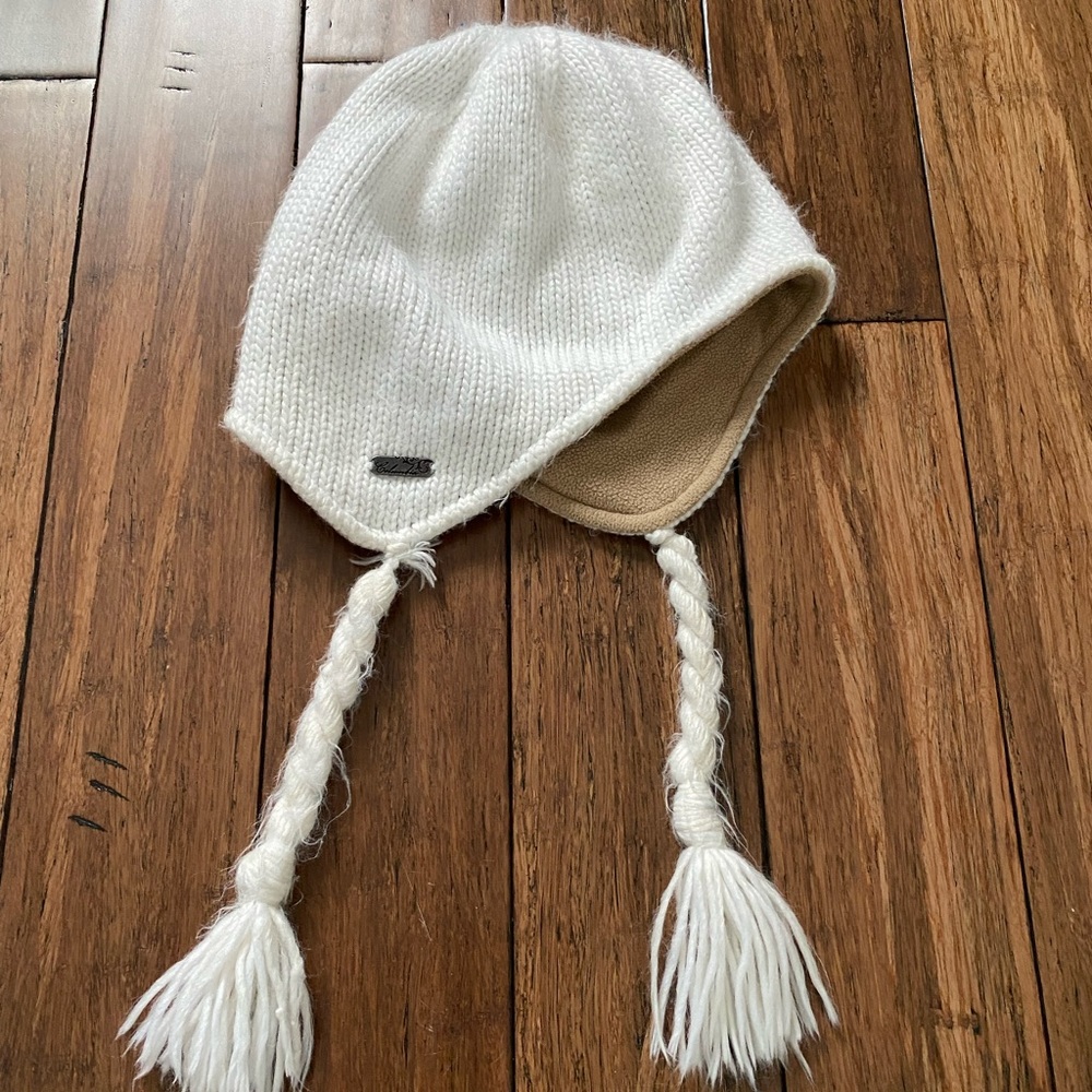 ⭐️Columbia Hat White⭐️